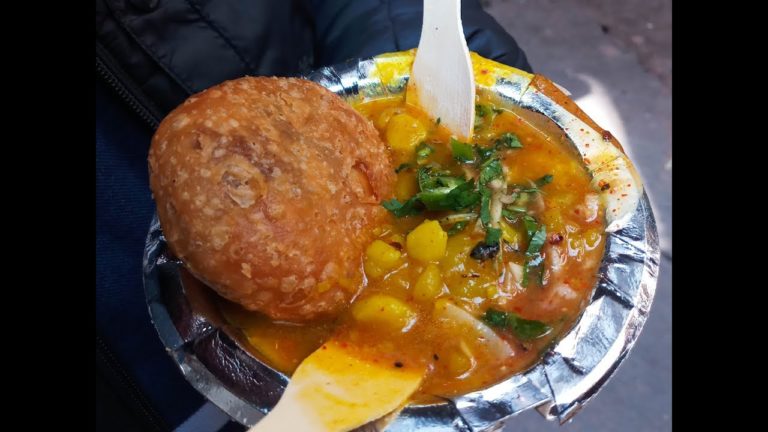 10 Best Street Food Places in Old Delhi You Should Go After This Lockdown